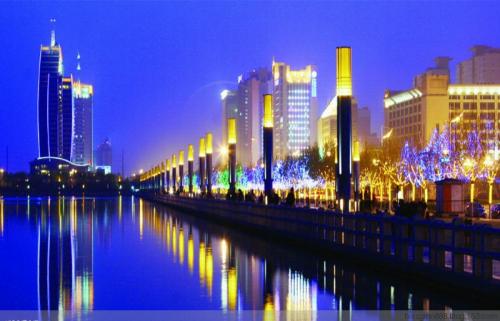 童年噩梦系列!迪士尼+真人剧版《鸡皮疙瘩》定档10月